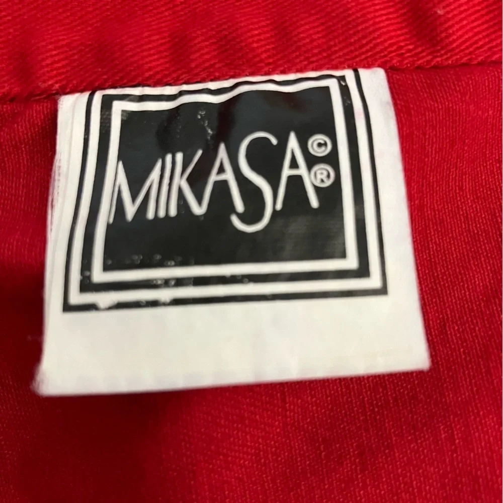 Mikasa Christmas Placemats (6) And Tablecloth Red Cotton Holiday Christmas
